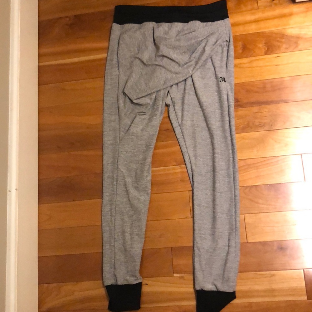 Hi + Jax joggers
